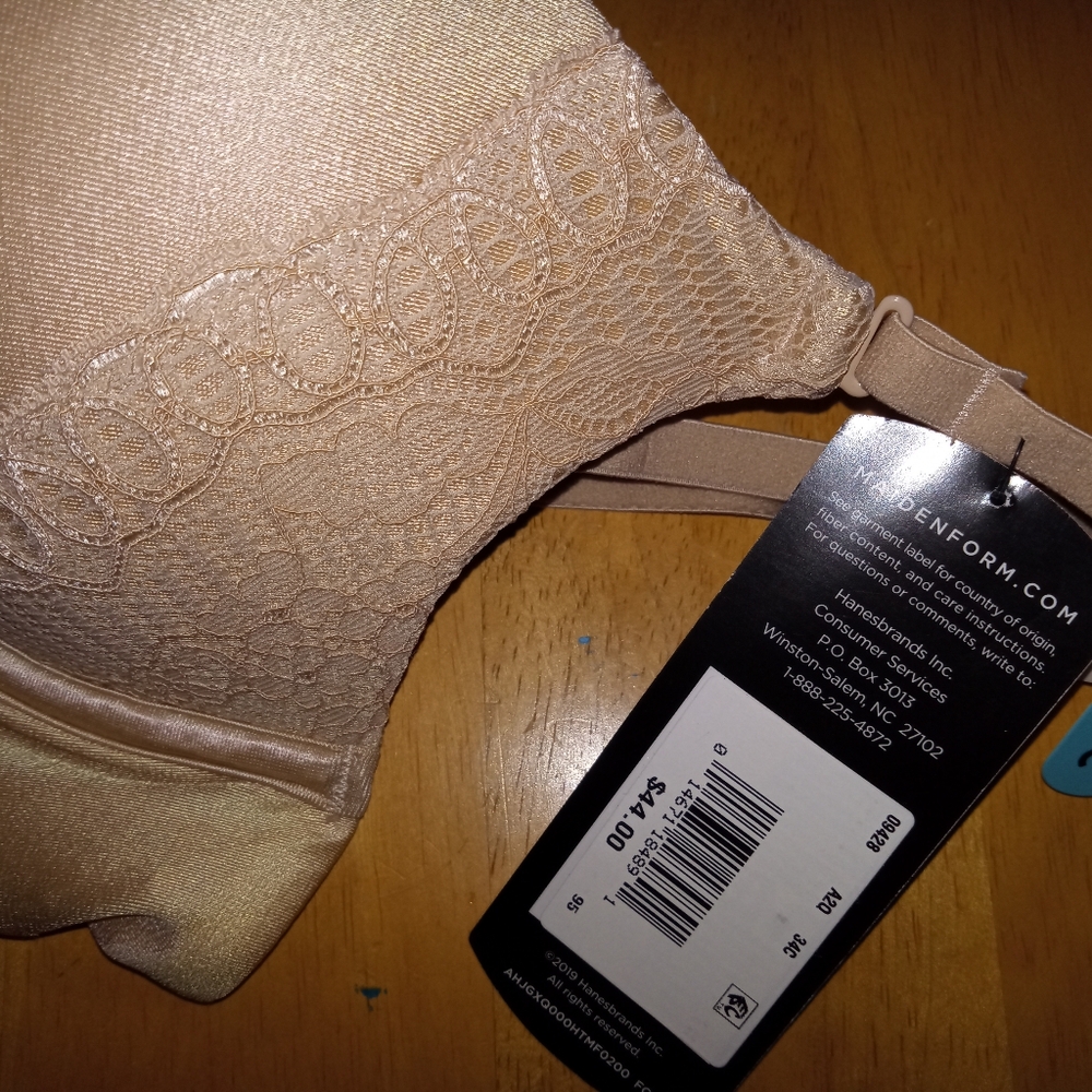 NWT MaidenForm push up bra - Picture 7 of 7